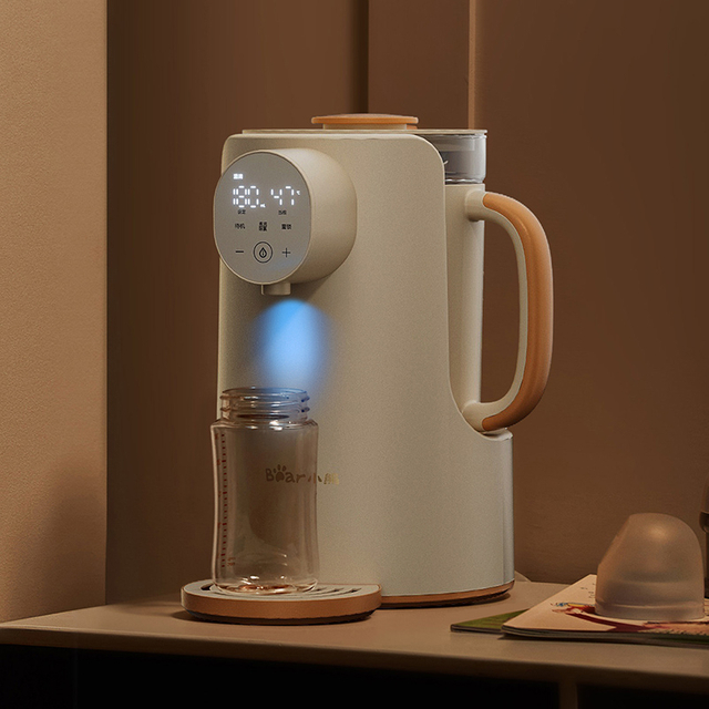 Dispensateur de réchauffeur d'eau instantané pour la formule pour bébé