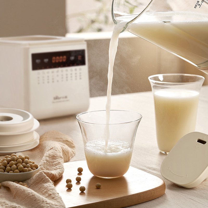 Blender à grande vitesse avec enceinte insonorisée
